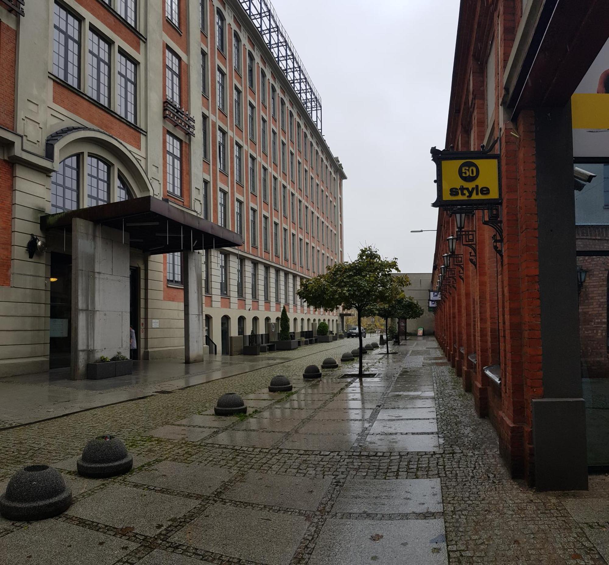 Loft Hiellego Apartment Zyrardow Exterior photo